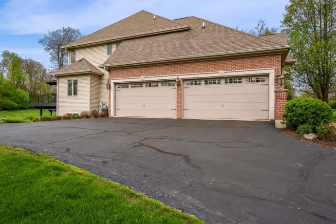 12746 ASHFIELD, CALEDONIA, Illinois 61011, 5 Bedrooms Bedrooms, ,5 BathroomsBathrooms,House,For Sale,ASHFIELD,202602502