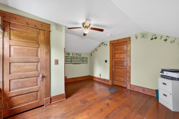 1392 RED BRICK, DIXON, Illinois 61021, 3 Bedrooms Bedrooms, ,2 BathroomsBathrooms,House,For Sale,RED BRICK,202602505
