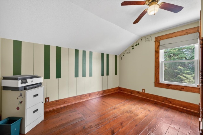 1392 RED BRICK, DIXON, Illinois 61021, 3 Bedrooms Bedrooms, ,2 BathroomsBathrooms,House,For Sale,RED BRICK,202602505