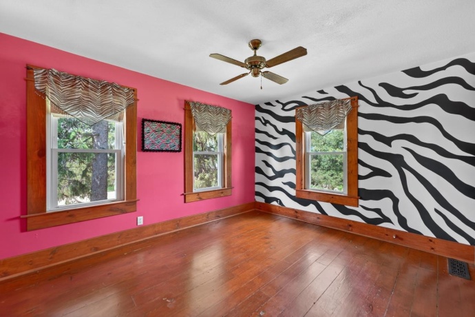 1392 RED BRICK, DIXON, Illinois 61021, 3 Bedrooms Bedrooms, ,2 BathroomsBathrooms,House,For Sale,RED BRICK,202602505