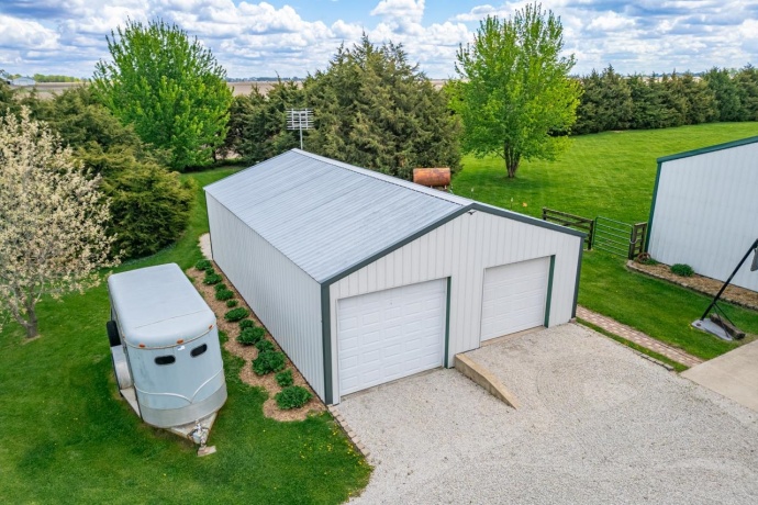 1392 RED BRICK, DIXON, Illinois 61021, 3 Bedrooms Bedrooms, ,2 BathroomsBathrooms,House,For Sale,RED BRICK,202602505