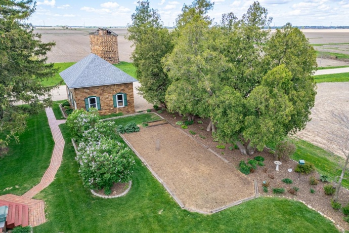 1392 RED BRICK, DIXON, Illinois 61021, 3 Bedrooms Bedrooms, ,2 BathroomsBathrooms,House,For Sale,RED BRICK,202602505