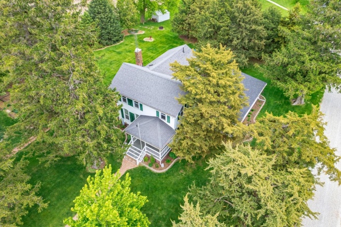 1392 RED BRICK, DIXON, Illinois 61021, 3 Bedrooms Bedrooms, ,2 BathroomsBathrooms,House,For Sale,RED BRICK,202602505