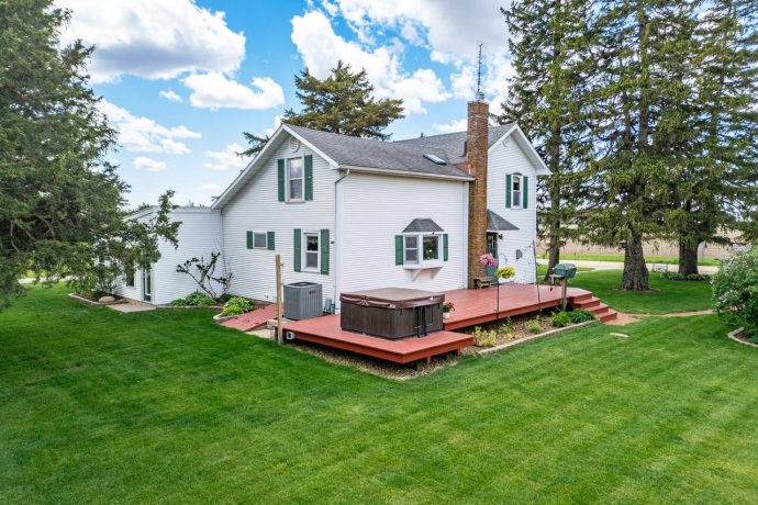 1392 RED BRICK, DIXON, Illinois 61021, 3 Bedrooms Bedrooms, ,2 BathroomsBathrooms,House,For Sale,RED BRICK,202602505