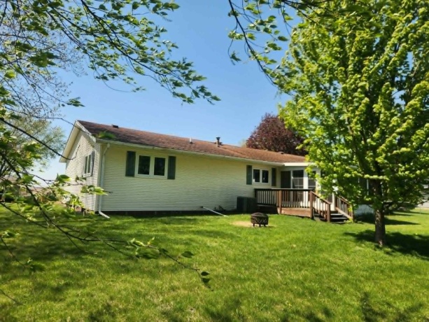 2267 EAGLE, FREEPORT, Illinois 61032, 3 Bedrooms Bedrooms, ,1 BathroomBathrooms,House,For Sale,EAGLE,202602506