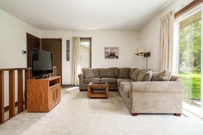 11891 Tresemer, ROSCOE, Illinois 61073, 3 Bedrooms Bedrooms, ,2 BathroomsBathrooms,House,For Sale,Tresemer,202602508