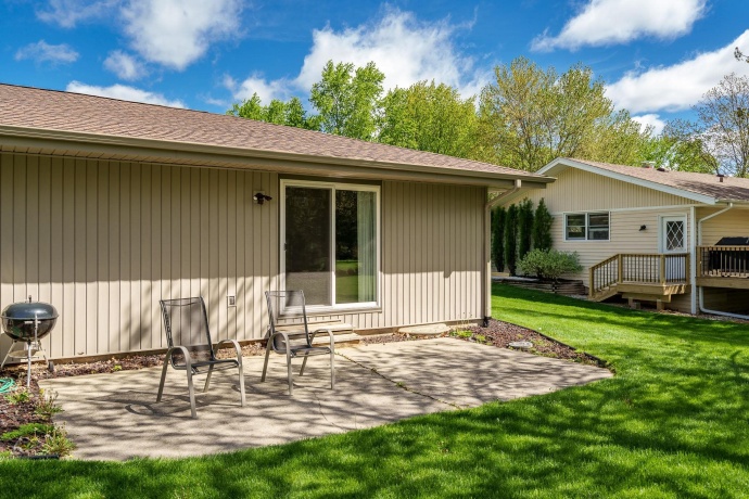 11891 Tresemer, ROSCOE, Illinois 61073, 3 Bedrooms Bedrooms, ,2 BathroomsBathrooms,House,For Sale,Tresemer,202602508