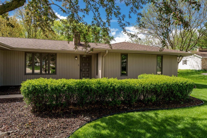11891 Tresemer, ROSCOE, Illinois 61073, 3 Bedrooms Bedrooms, ,2 BathroomsBathrooms,House,For Sale,Tresemer,202602508