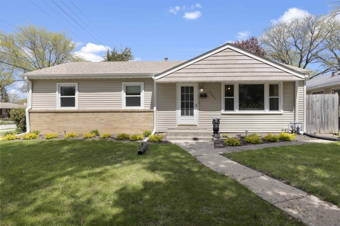 2023 Crestwood, ROCKFORD, Illinois 61103, 3 Bedrooms Bedrooms, ,1 BathroomBathrooms,House,For Sale,Crestwood,202602509