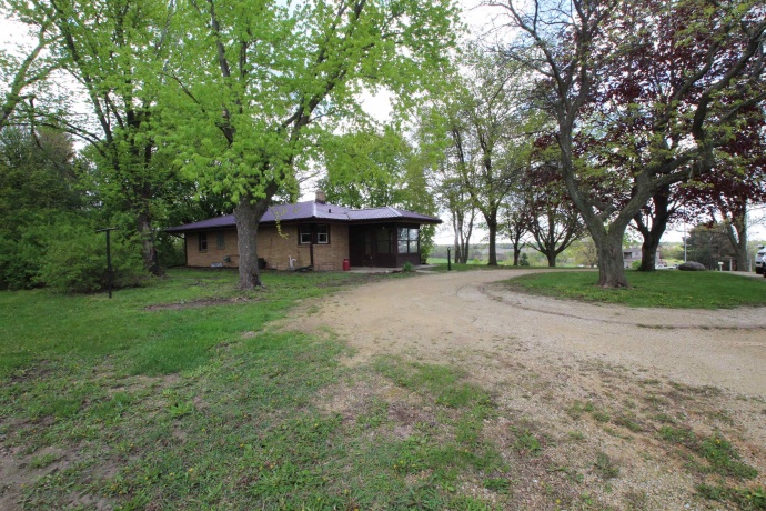 6704 ROCKTON, ROSCOE, Illinois 61073, 2 Bedrooms Bedrooms, ,2 BathroomsBathrooms,House,For Sale,ROCKTON,202602510