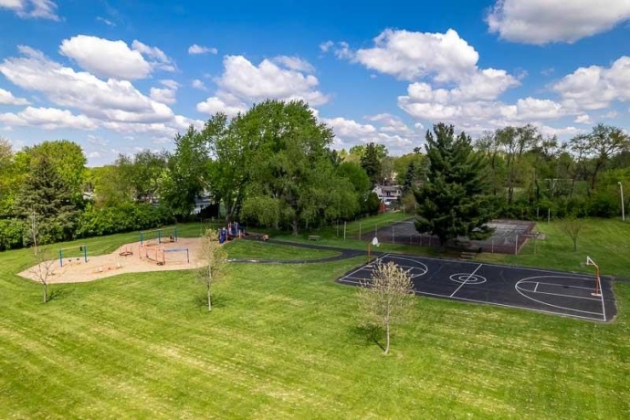 2197 Arnold, ROCKFORD, Illinois 61108, 3 Bedrooms Bedrooms, ,2 BathroomsBathrooms,House,For Sale,Arnold,202602511