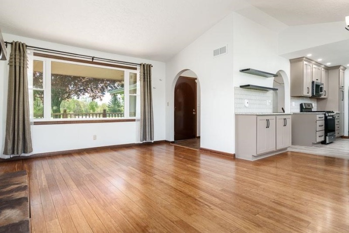 2197 Arnold, ROCKFORD, Illinois 61108, 3 Bedrooms Bedrooms, ,2 BathroomsBathrooms,House,For Sale,Arnold,202602511