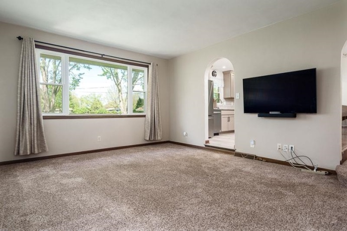 2197 Arnold, ROCKFORD, Illinois 61108, 3 Bedrooms Bedrooms, ,2 BathroomsBathrooms,House,For Sale,Arnold,202602511