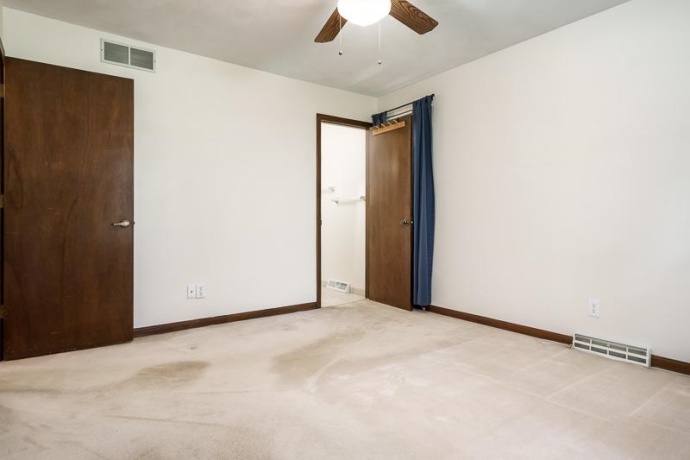 2197 Arnold, ROCKFORD, Illinois 61108, 3 Bedrooms Bedrooms, ,2 BathroomsBathrooms,House,For Sale,Arnold,202602511