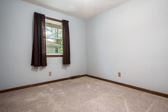 2197 Arnold, ROCKFORD, Illinois 61108, 3 Bedrooms Bedrooms, ,2 BathroomsBathrooms,House,For Sale,Arnold,202602511