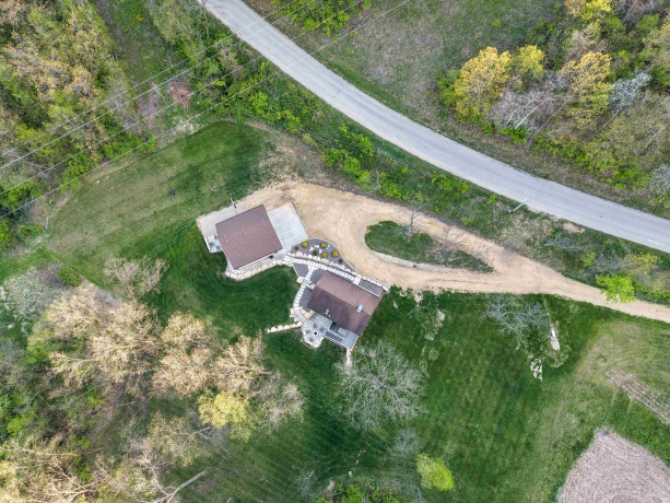 5829 Pleasant Hill, ELIZABETH, Illinois 61028, 2 Bedrooms Bedrooms, ,2 BathroomsBathrooms,House,For Sale,Pleasant Hill,202602512