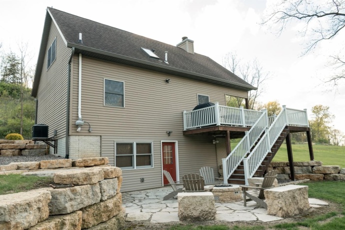 5829 Pleasant Hill, ELIZABETH, Illinois 61028, 2 Bedrooms Bedrooms, ,2 BathroomsBathrooms,House,For Sale,Pleasant Hill,202602512