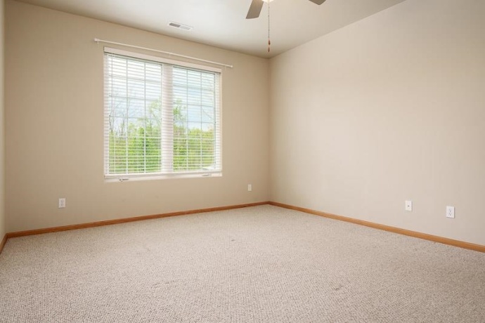 607 Queens, ROCKTON, Illinois 61072, 2 Bedrooms Bedrooms, ,2 BathroomsBathrooms,Condominium,For Sale,Queens,202602515