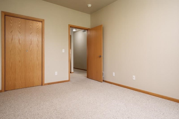 607 Queens, ROCKTON, Illinois 61072, 2 Bedrooms Bedrooms, ,2 BathroomsBathrooms,Condominium,For Sale,Queens,202602515
