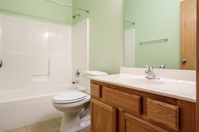 607 Queens, ROCKTON, Illinois 61072, 2 Bedrooms Bedrooms, ,2 BathroomsBathrooms,Condominium,For Sale,Queens,202602515