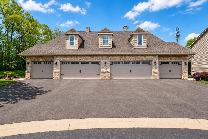 607 Queens, ROCKTON, Illinois 61072, 2 Bedrooms Bedrooms, ,2 BathroomsBathrooms,Condominium,For Sale,Queens,202602515