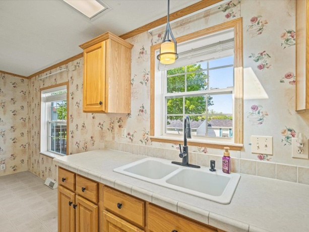 8438 HICKORY TREE, MACHESNEY PARK, Illinois 61115, 3 Bedrooms Bedrooms, ,2 BathroomsBathrooms,House,For Sale,HICKORY TREE,202602516