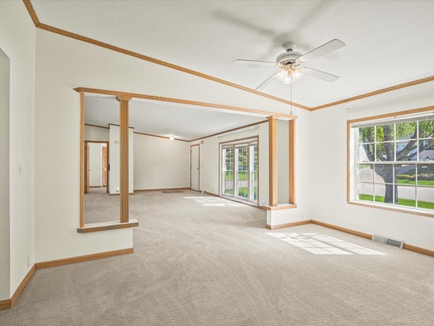 8438 HICKORY TREE, MACHESNEY PARK, Illinois 61115, 3 Bedrooms Bedrooms, ,2 BathroomsBathrooms,House,For Sale,HICKORY TREE,202602516