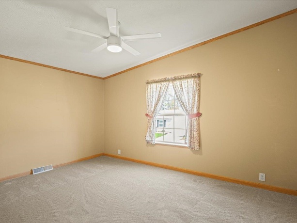 8438 HICKORY TREE, MACHESNEY PARK, Illinois 61115, 3 Bedrooms Bedrooms, ,2 BathroomsBathrooms,House,For Sale,HICKORY TREE,202602516