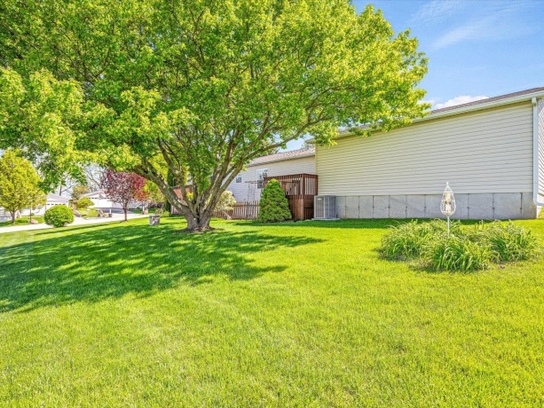 8438 HICKORY TREE, MACHESNEY PARK, Illinois 61115, 3 Bedrooms Bedrooms, ,2 BathroomsBathrooms,House,For Sale,HICKORY TREE,202602516