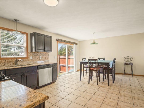 3835 Linden, ROCKFORD, Illinois 61109, 3 Bedrooms Bedrooms, ,3 BathroomsBathrooms,House,For Sale,Linden,202602517