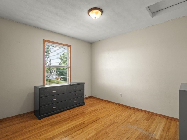 3835 Linden, ROCKFORD, Illinois 61109, 3 Bedrooms Bedrooms, ,3 BathroomsBathrooms,House,For Sale,Linden,202602517