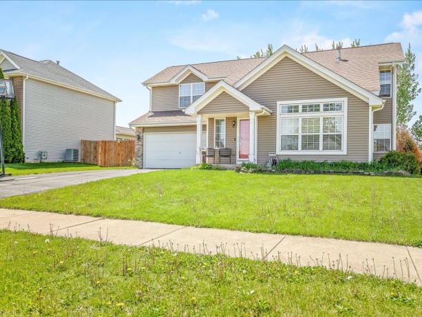 3835 Linden, ROCKFORD, Illinois 61109, 3 Bedrooms Bedrooms, ,3 BathroomsBathrooms,House,For Sale,Linden,202602517