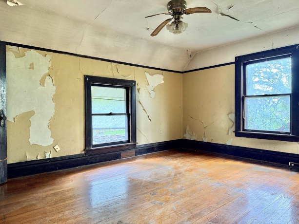 1811 4TH, ROCKFORD, Illinois 61104, 4 Bedrooms Bedrooms, ,1 BathroomBathrooms,House,For Sale,4TH,202602518
