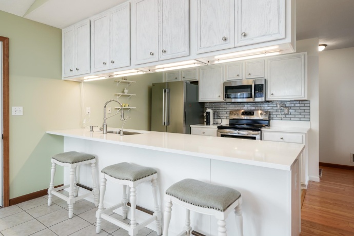 6307 OAK CREST, LOVES PARK, Illinois 61111, 2 Bedrooms Bedrooms, ,2 BathroomsBathrooms,Condominium,For Sale,OAK CREST,202602521