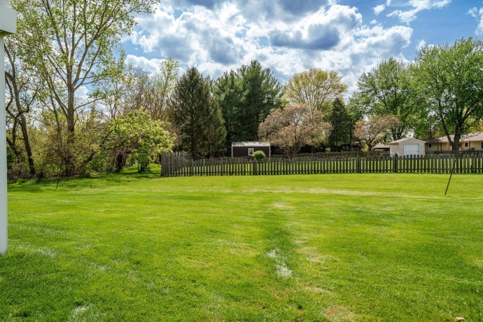 6307 OAK CREST, LOVES PARK, Illinois 61111, 2 Bedrooms Bedrooms, ,2 BathroomsBathrooms,Condominium,For Sale,OAK CREST,202602521