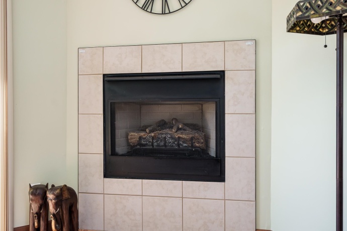 6307 OAK CREST, LOVES PARK, Illinois 61111, 2 Bedrooms Bedrooms, ,2 BathroomsBathrooms,Condominium,For Sale,OAK CREST,202602521