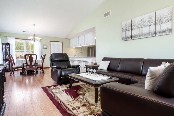 6307 OAK CREST, LOVES PARK, Illinois 61111, 2 Bedrooms Bedrooms, ,2 BathroomsBathrooms,Condominium,For Sale,OAK CREST,202602521