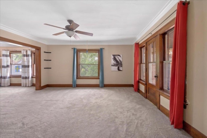 424 Washington, ROCKFORD, Illinois 61104, ,2 Units,For Sale,Washington,202602520
