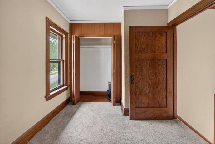 424 Washington, ROCKFORD, Illinois 61104, ,2 Units,For Sale,Washington,202602520