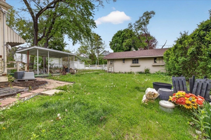 424 Washington, ROCKFORD, Illinois 61104, ,2 Units,For Sale,Washington,202602520