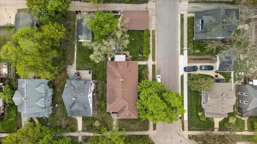 424 Washington, ROCKFORD, Illinois 61104, ,2 Units,For Sale,Washington,202602520