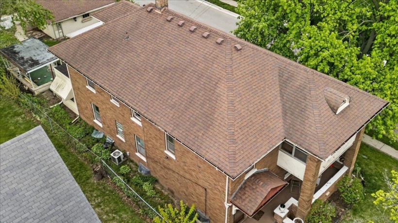 424 Washington, ROCKFORD, Illinois 61104, ,2 Units,For Sale,Washington,202602520