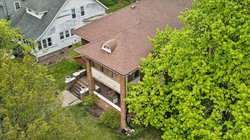 424 Washington, ROCKFORD, Illinois 61104, ,2 Units,For Sale,Washington,202602520