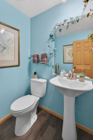 796 TULIP LN #23, ROCKFORD, Illinois 61107, 2 Bedrooms Bedrooms, ,1 BathroomBathrooms,Condominium,For Sale,TULIP LN #23,202602522