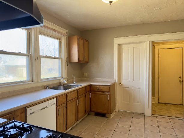 2226 10TH, ROCKFORD, Illinois 61104, 4 Bedrooms Bedrooms, ,1 BathroomBathrooms,House,For Sale,10TH,202601596