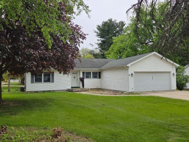 409 Barbara, MOUNT MORRIS, Illinois 61054, 3 Bedrooms Bedrooms, ,2 BathroomsBathrooms,House,For Sale,Barbara,202602526
