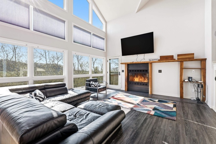 463 Territory, GALENA, Illinois 61036, 3 Bedrooms Bedrooms, ,3 BathroomsBathrooms,House,For Sale,Territory,202602528