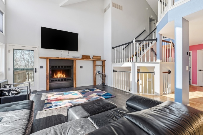 463 Territory, GALENA, Illinois 61036, 3 Bedrooms Bedrooms, ,3 BathroomsBathrooms,House,For Sale,Territory,202602528