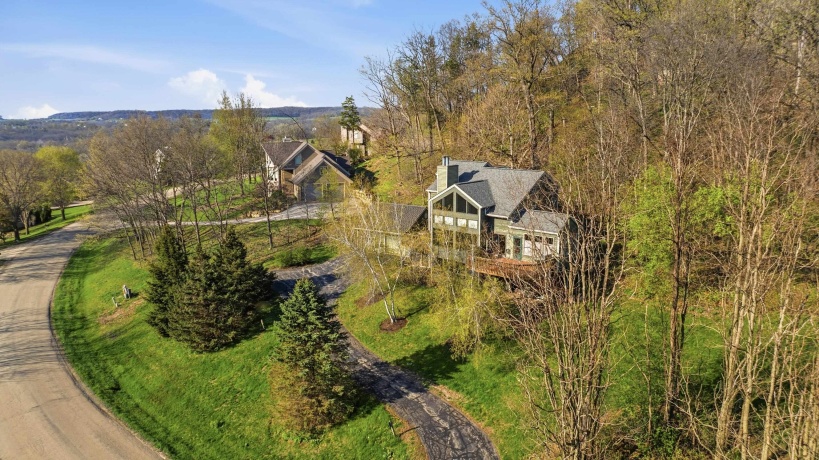 463 Territory, GALENA, Illinois 61036, 3 Bedrooms Bedrooms, ,3 BathroomsBathrooms,House,For Sale,Territory,202602528