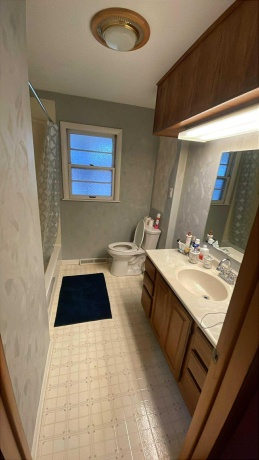 3815 Kentucky Drive, ROCKFORD, Illinois 61114, 2 Bedrooms Bedrooms, ,2 BathroomsBathrooms,House,For Sale,Kentucky Drive,202602531